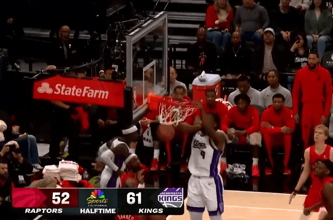 OD体育官网-半场战报：威少12分&amp;amp;英格拉姆12分，国王半场61-52领先猛龙